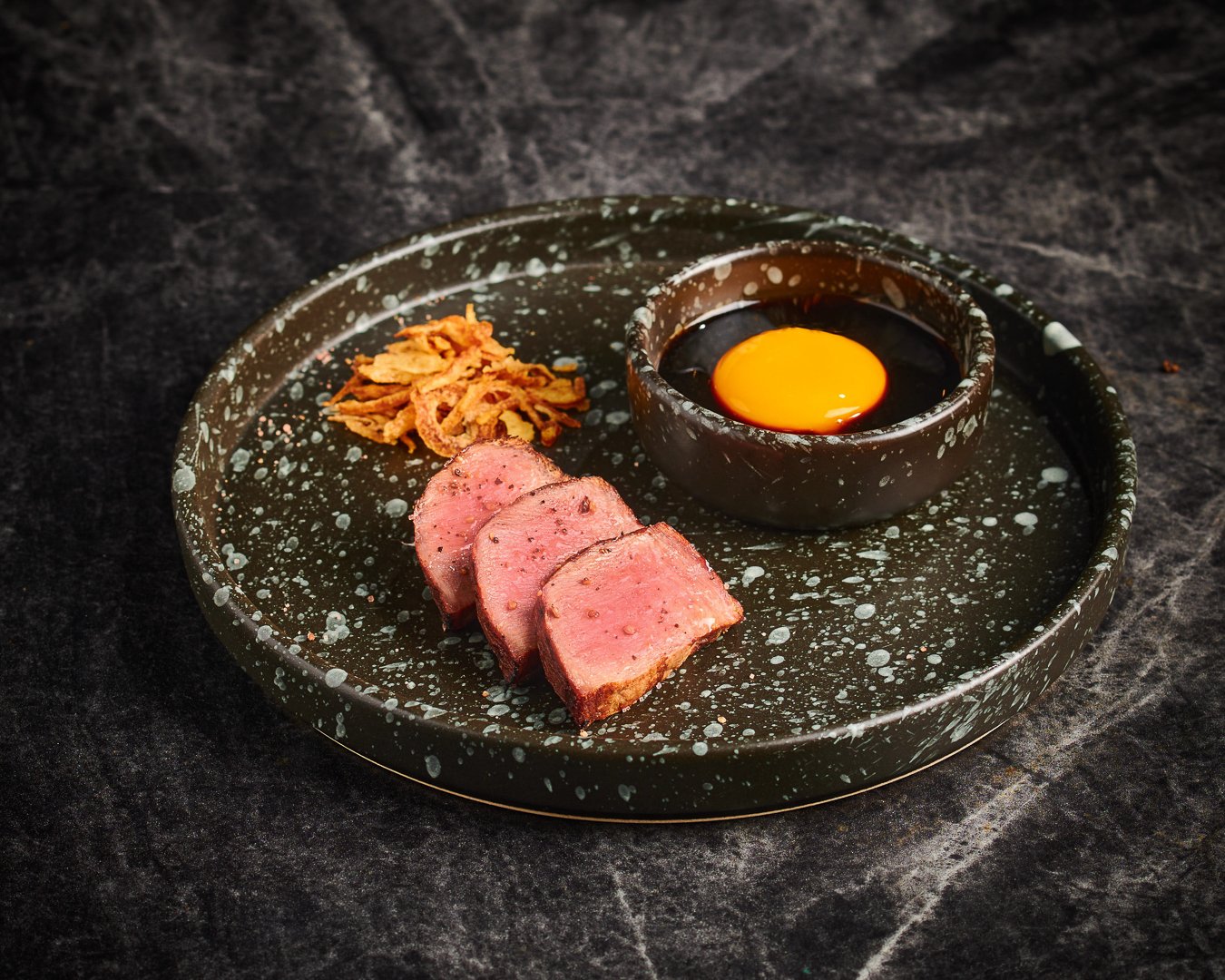 Wisdom (Siam Paragon)-招牌自助餐 | 1位用餐者 | 包含可續杯飲料+甜點 | 淨價