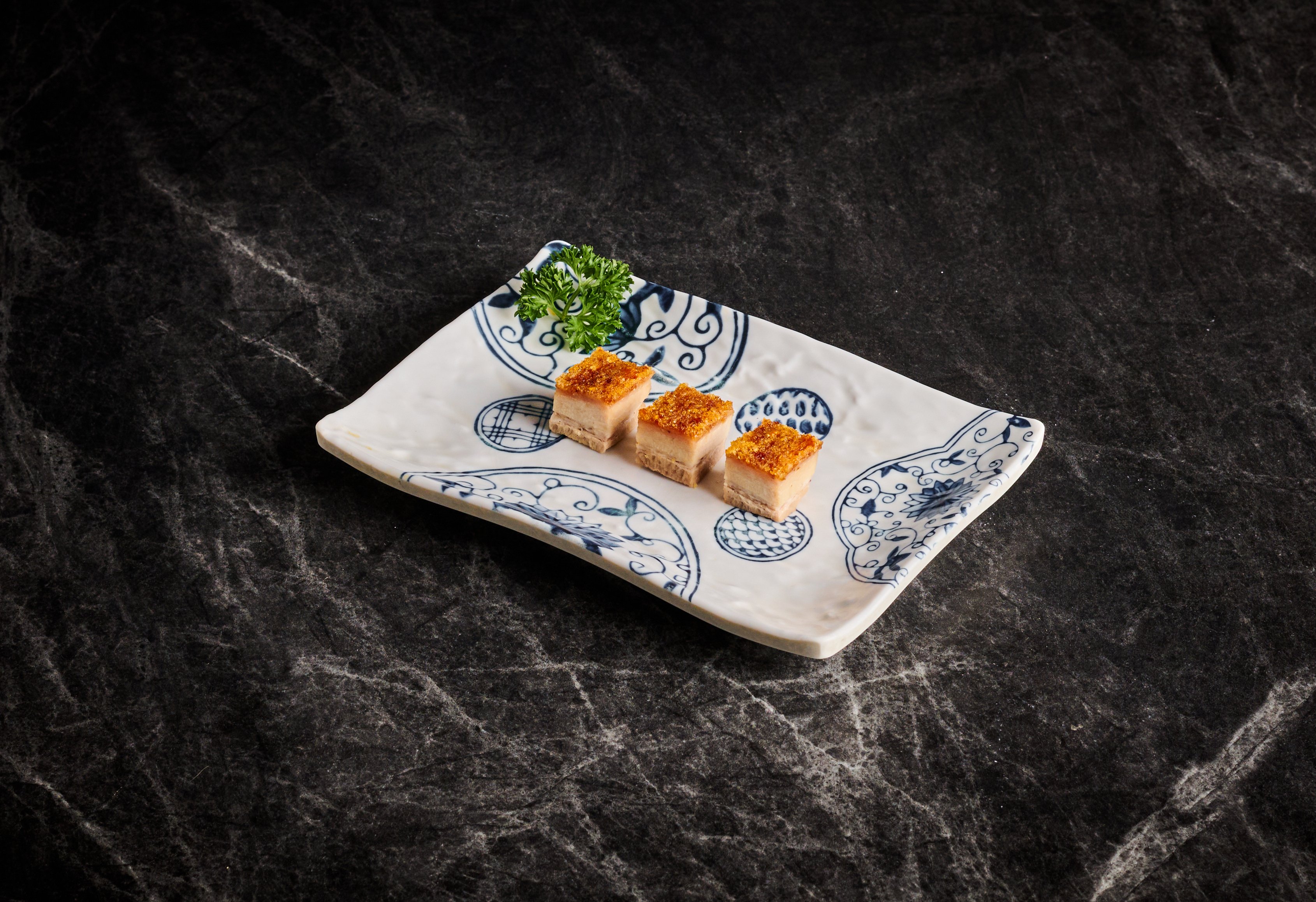 Wisdom (Siam Paragon)-白金自助餐 | 1位用餐者 | 包含可續杯飲料+甜點 | 淨價