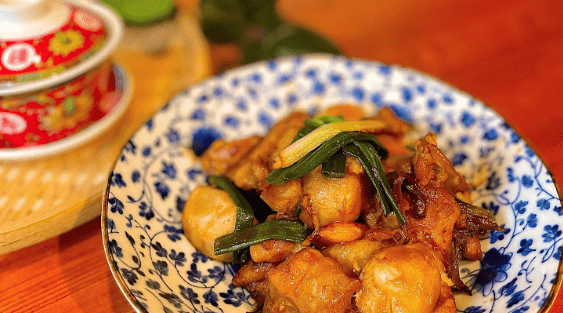 四維客棧｜創新台菜-時段優惠｜預付訂金 800 元折抵					