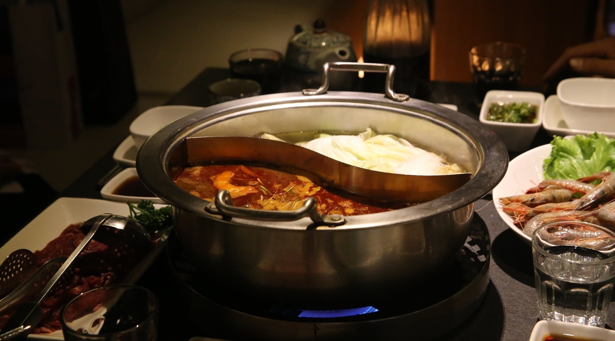 花麻辣 麻辣 鴛鴦 沙茶火鍋-預付訂金 400 元折抵｜贈精選火鍋料 1 份