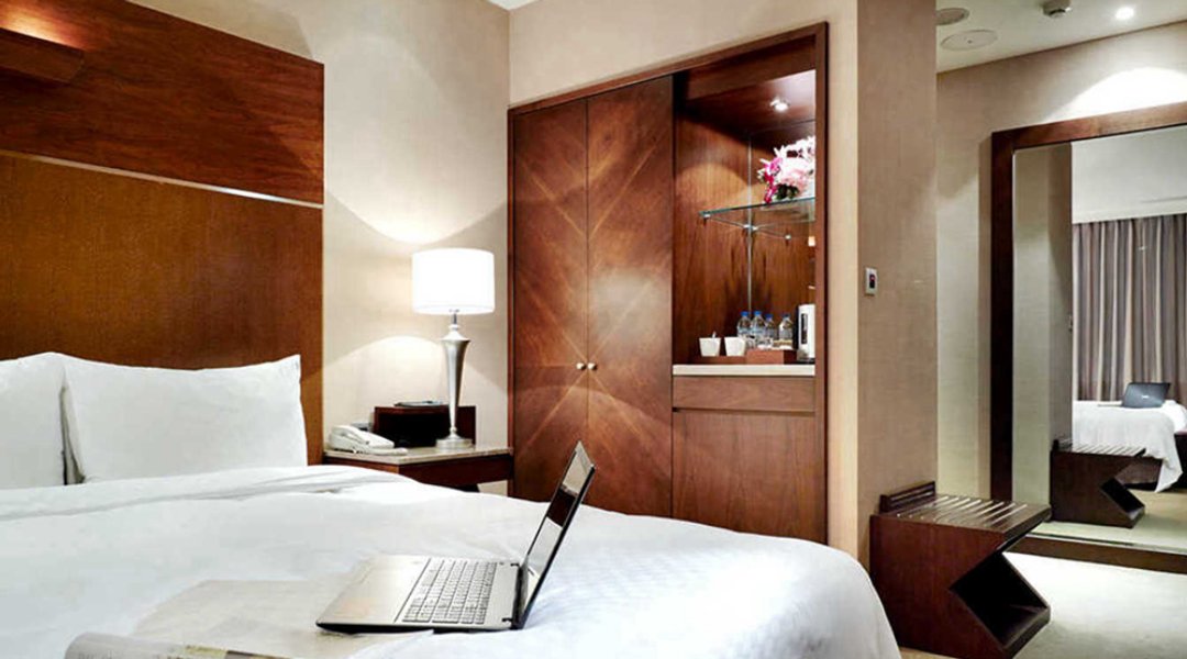 宏都金殿飯店-金殿 101 景觀套房 2h｜含浴缸