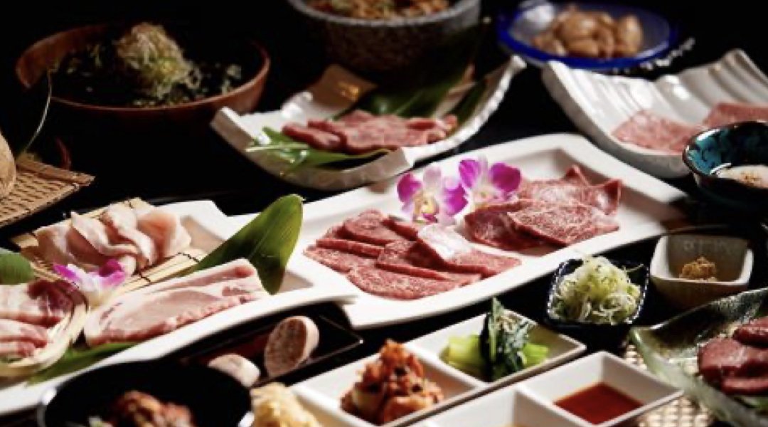 極上燒肉 LOUNGE 神樂-任選 2 種套餐｜附贈飲品一杯