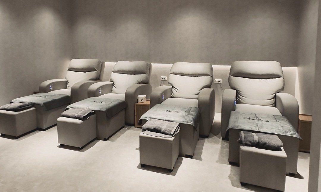 沐光 MUUONESPA 精油按摩-腳底按摩舒壓 60 min｜東區捷運旁