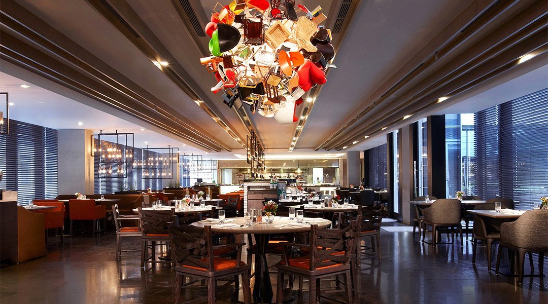 台北寒舍艾丽酒店  LA FARFALLA 义式餐厅-LA FARFALLA  聖誕雙人海陸晚餐｜附 Glühwein 香料熱紅酒