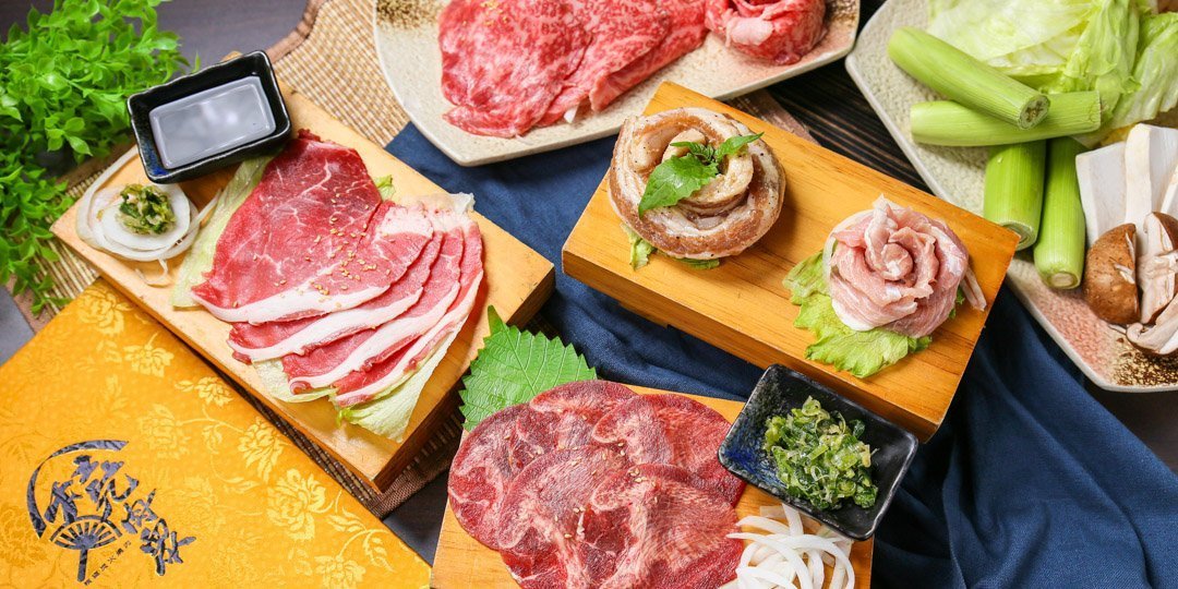 燒肉眾精緻炭火燒肉 樹林秀泰店-豪華饗宴 $879｜每桌贈 1 瓶飲品