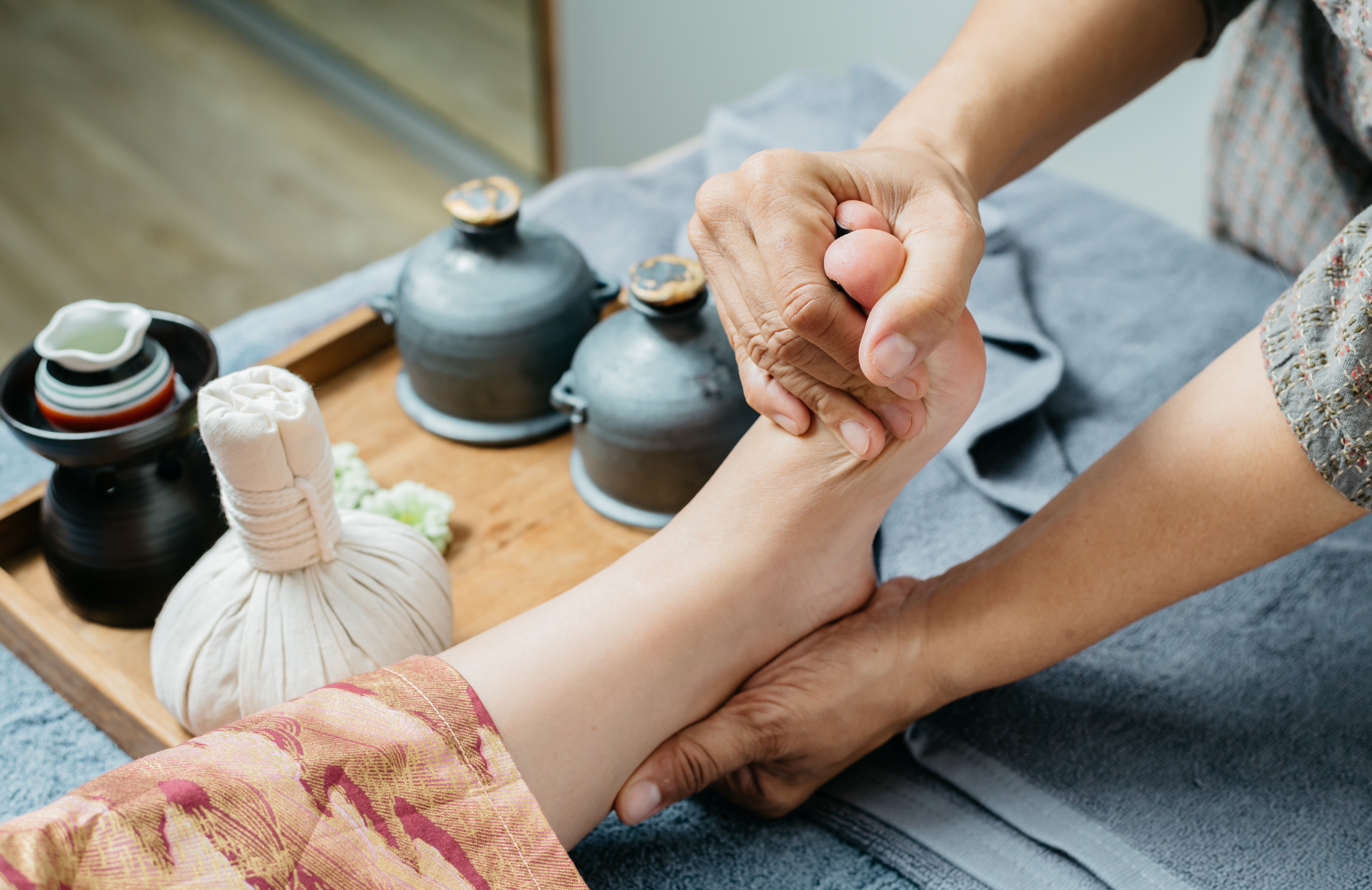 Bai Ngern Thai Massage & Spa (On Nut)-Foot Massage 60/120 Mins