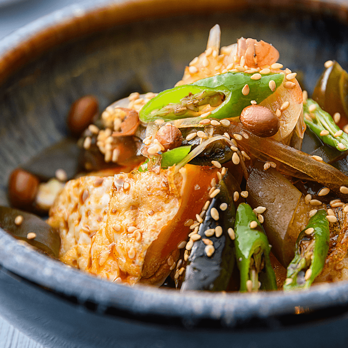 除了酸菜魚，溜溜酸菜魚的小菜表現也很出色