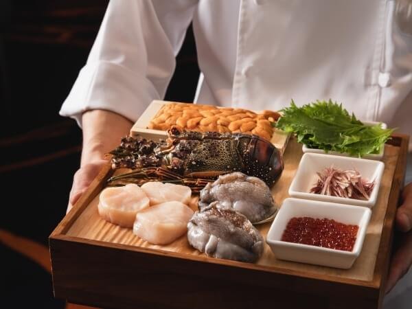 焰的海鮮食材很新鮮，選擇豐富