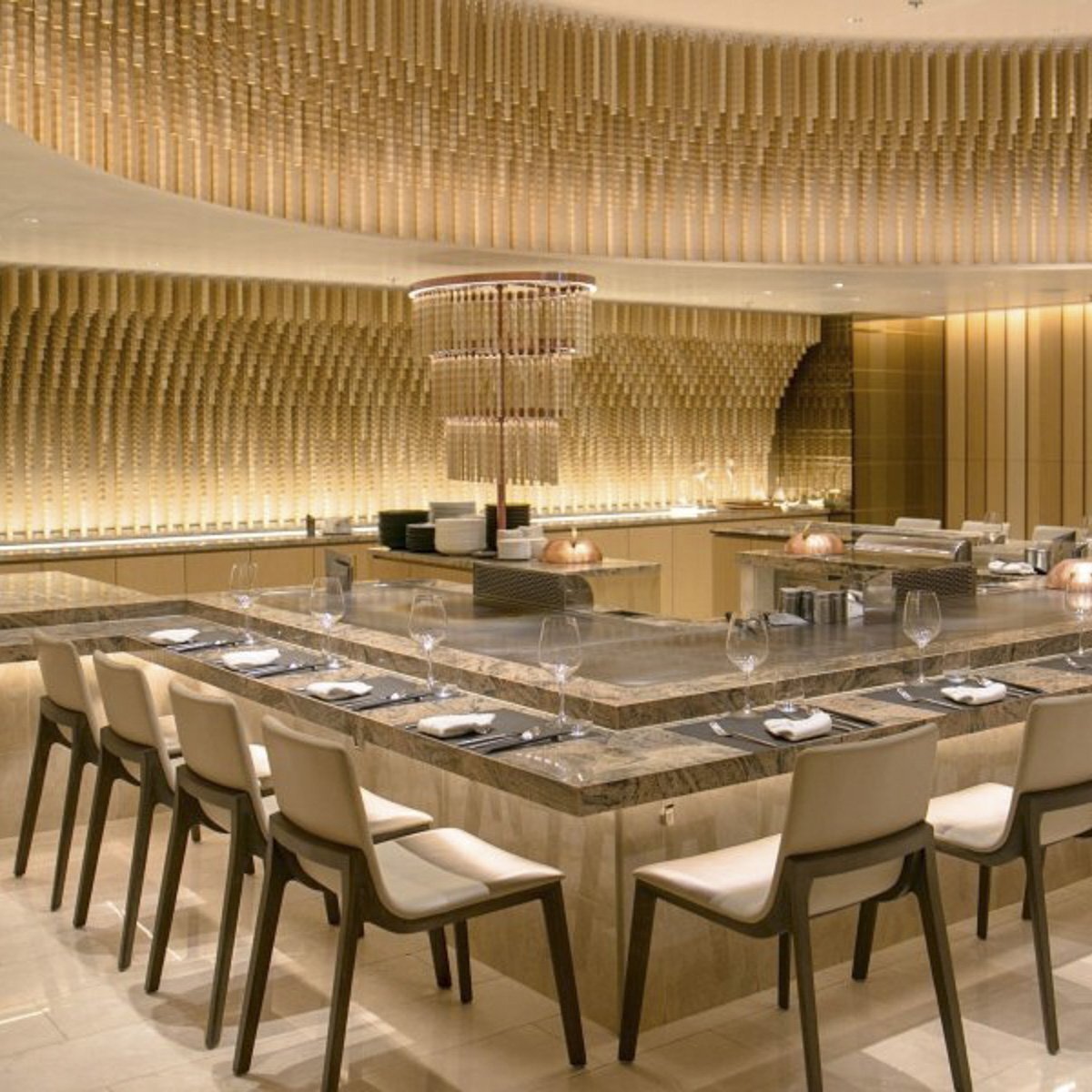 萬豪 Mark's Teppanyaki 吧檯環境