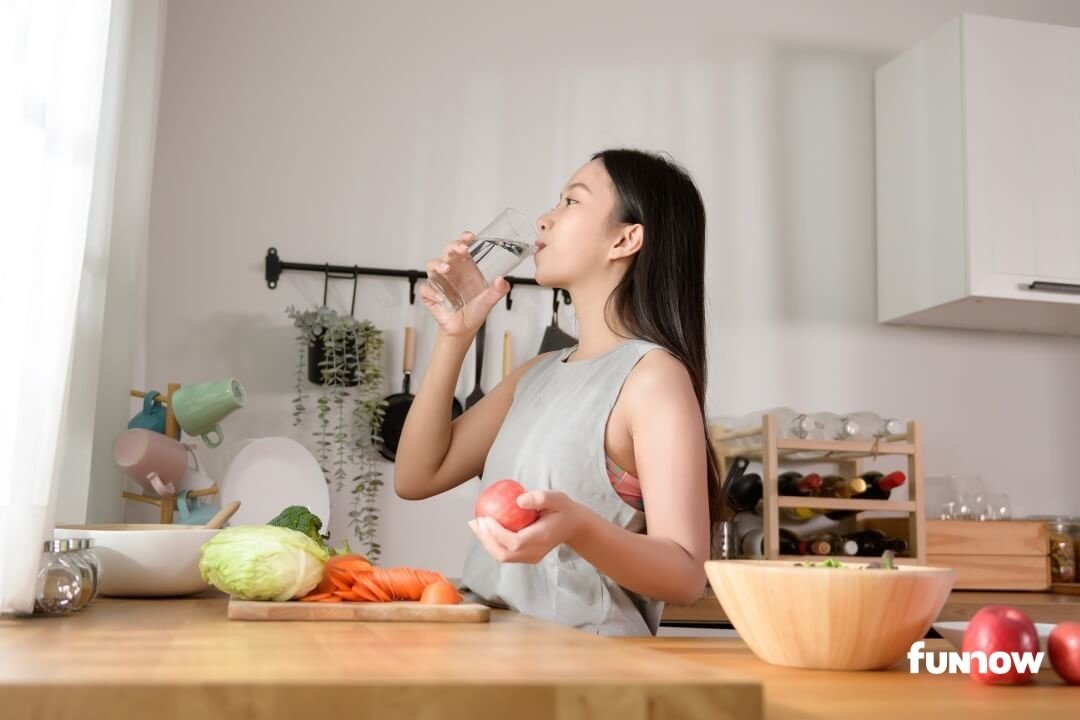 喝水均衡飲食對肌膚的影響