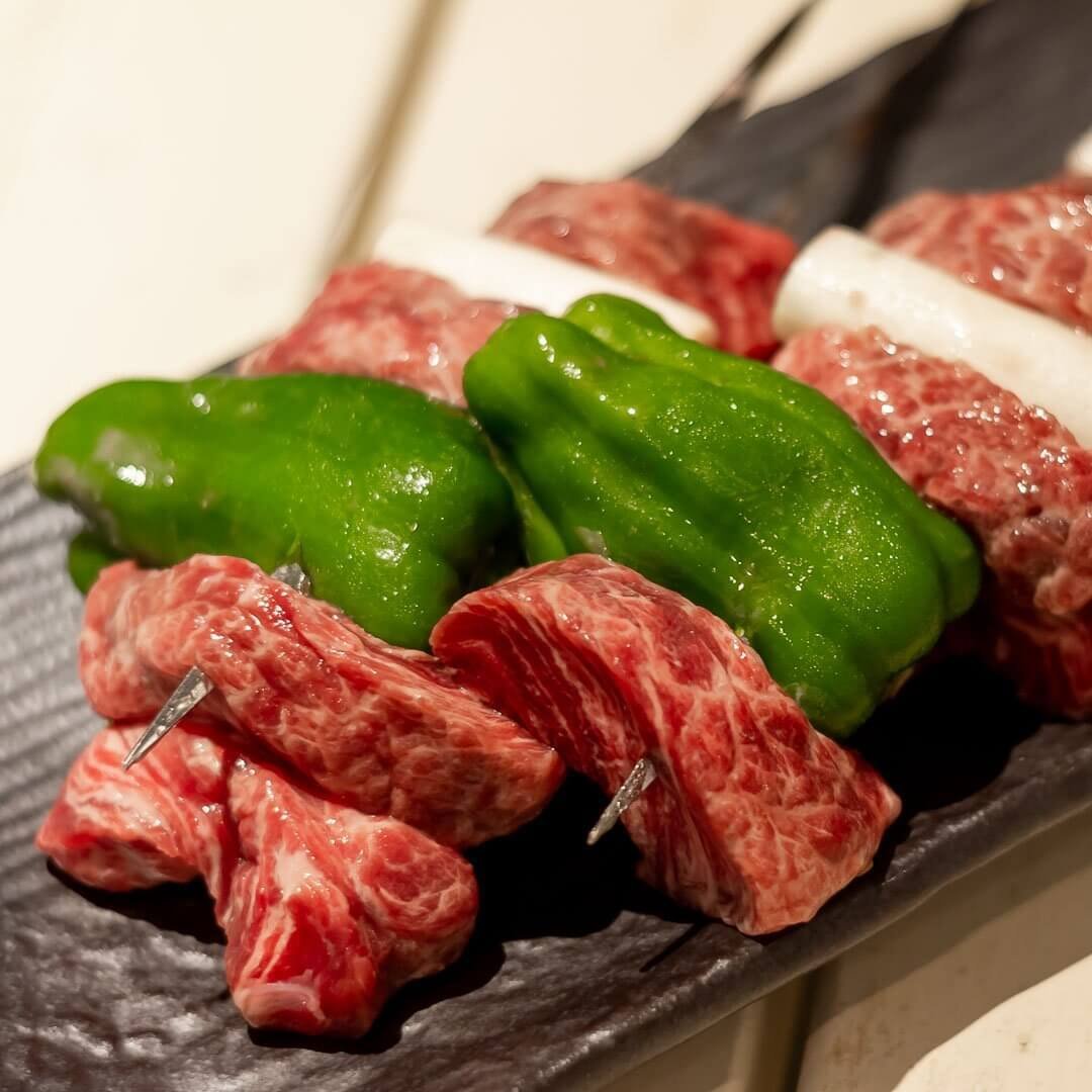 Soulmate Beach青椒和肉的串燒，堅持選用道地食材與傳統烹調法，完美還原日式家庭料理。