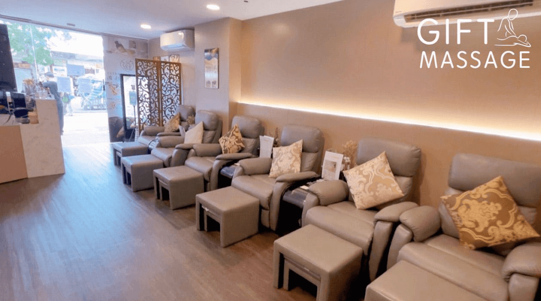 Yuen Long Massage chairs