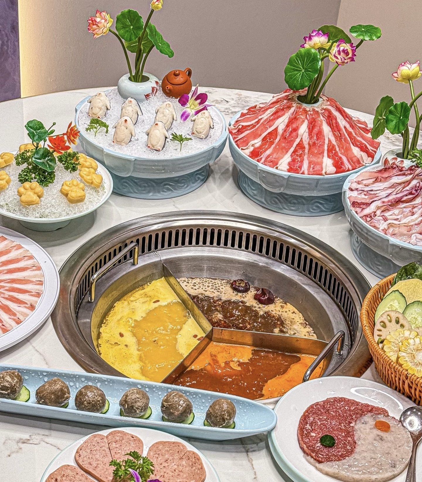 Cha Yun . Hot Pot 茶.韵火锅