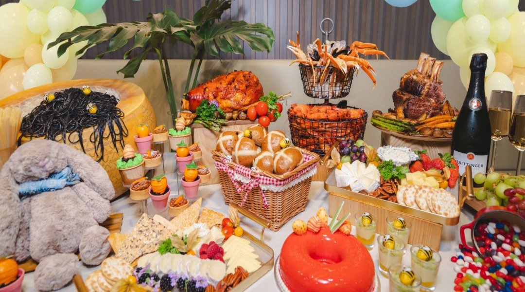 Food Exchange @ Novotel Singapore on Stevens