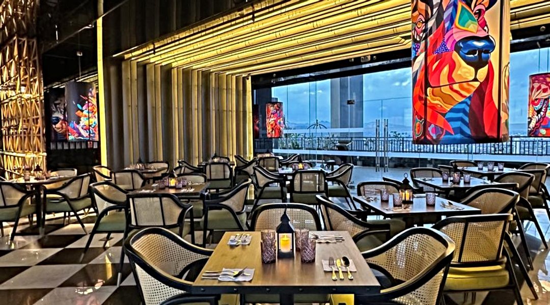 Skydeck360 Resto Bar Lounge