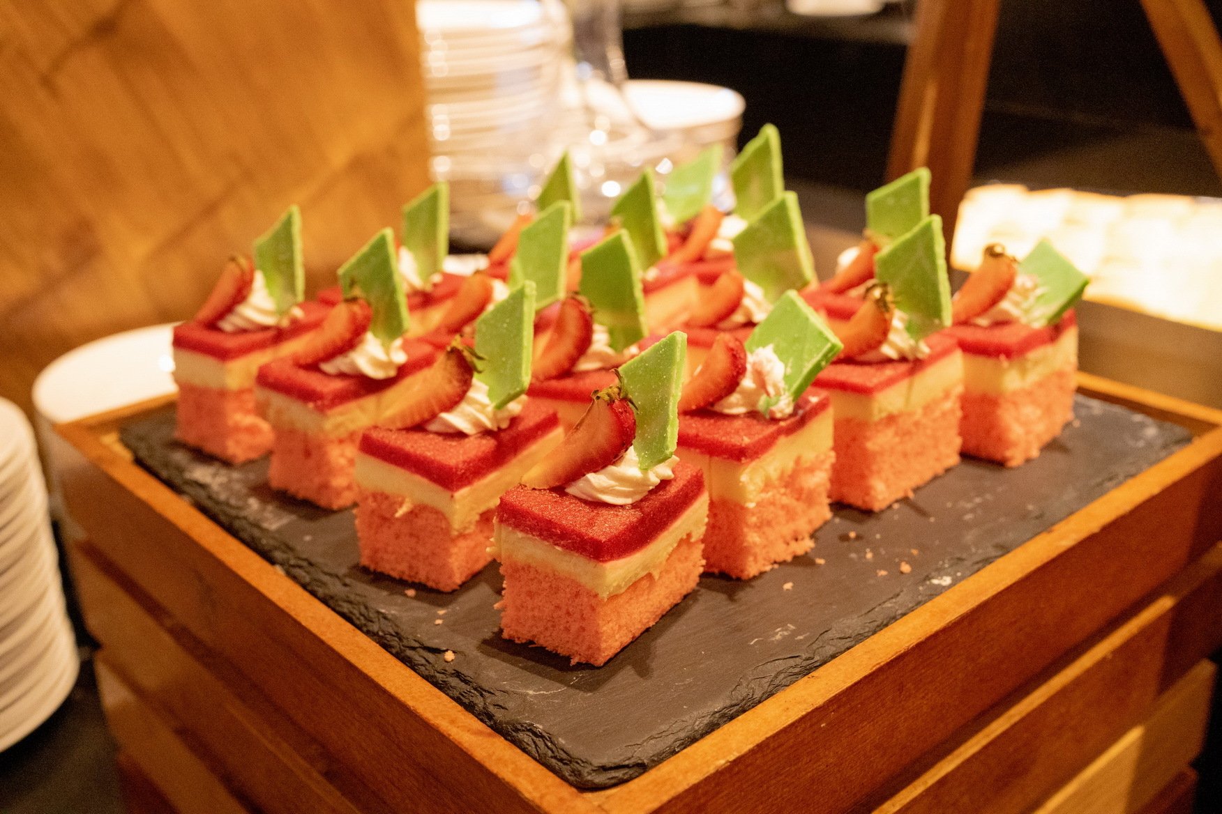 มิกซ์ บิสโทร @เซ็นทาราไลฟ์มาริสรีสอร์ท จอมเทียน