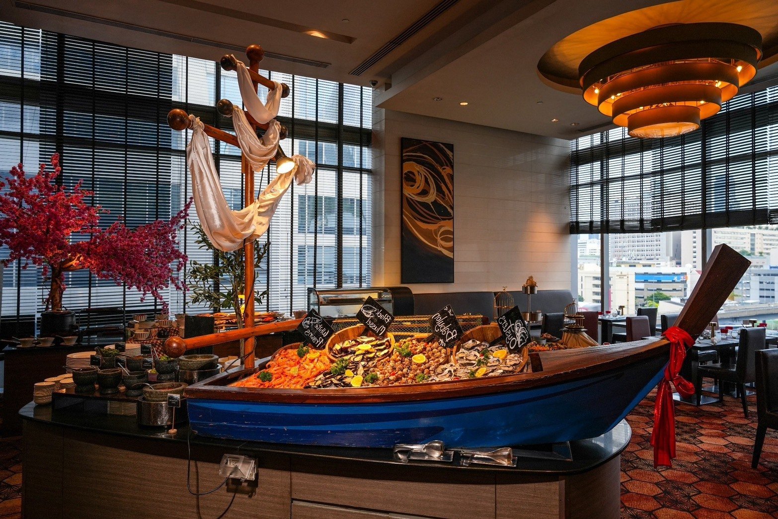 เพลินจิต ออลเดย์ ไดนิ่งแอทโรงแรมโฟร์พอยท์ส บาย เชอราตัน กรุงเทพฯ