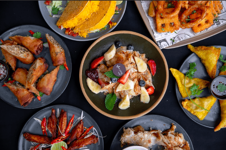 ทู บาร์ แอท โรงแรมศรีพันวา ภูเก็ต ลักชัวรี พูลวิลลา