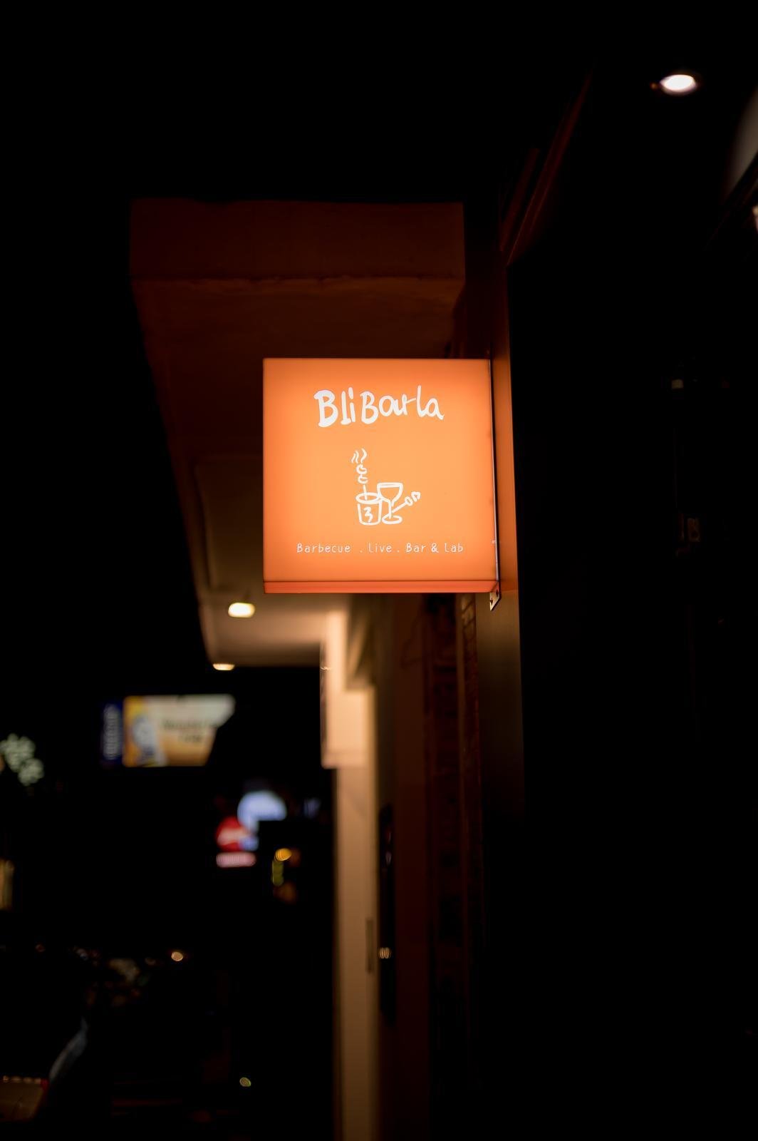 B Li Bar La