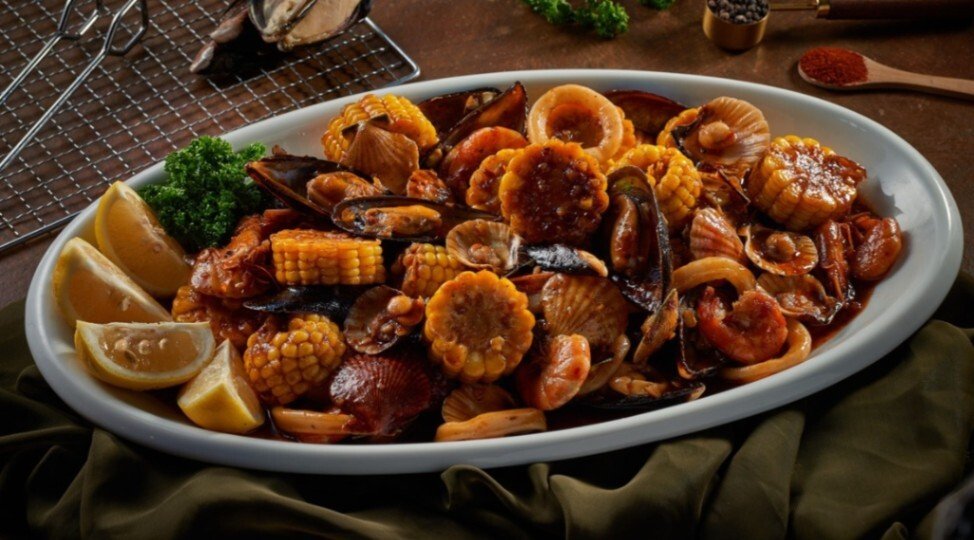 Bites & Barrels Gastropub