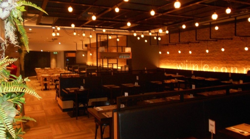 ไวน์ คอนเนคชั่น @ รอยัล การ์เด้น พัทยา