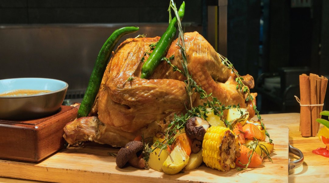 Chara Brasserie @ Mercure ICON Singapore City Centre