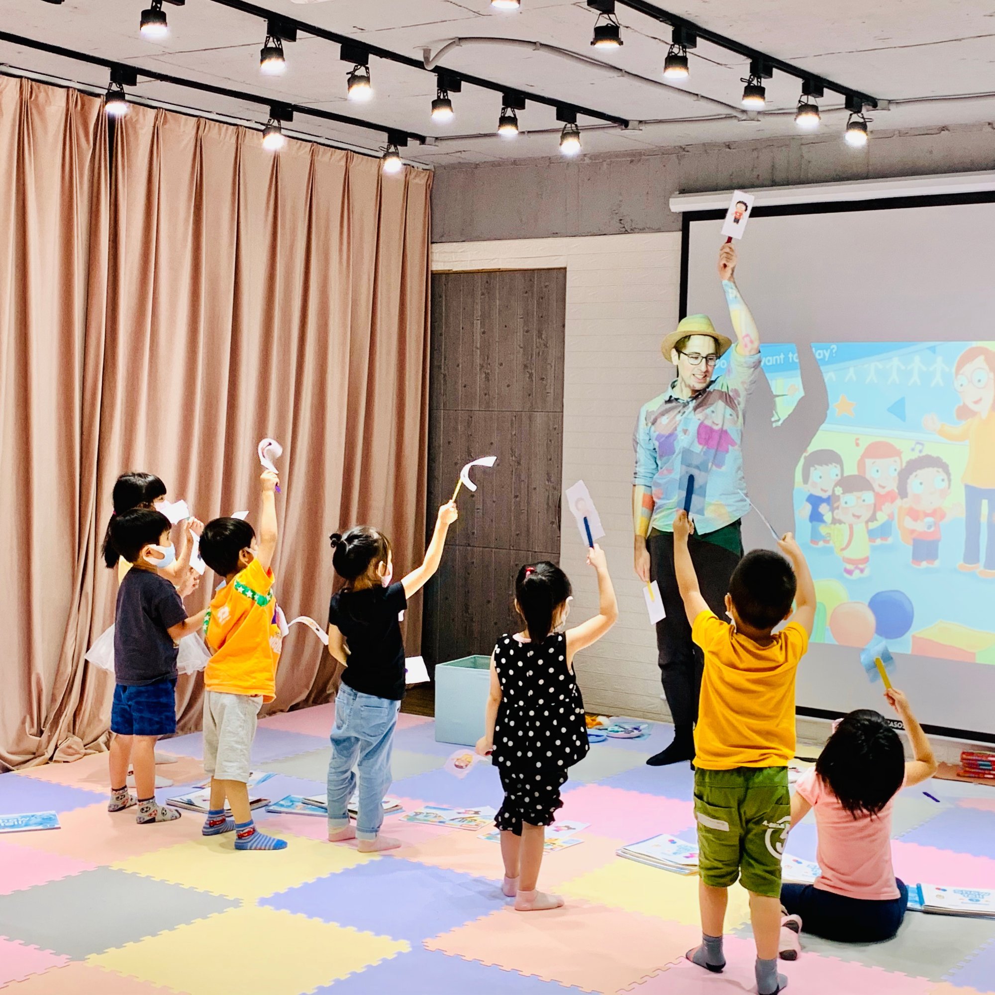 4~7歲】全美外師兒童英文會話：音樂律動X 自信開口說英語｜Niceday