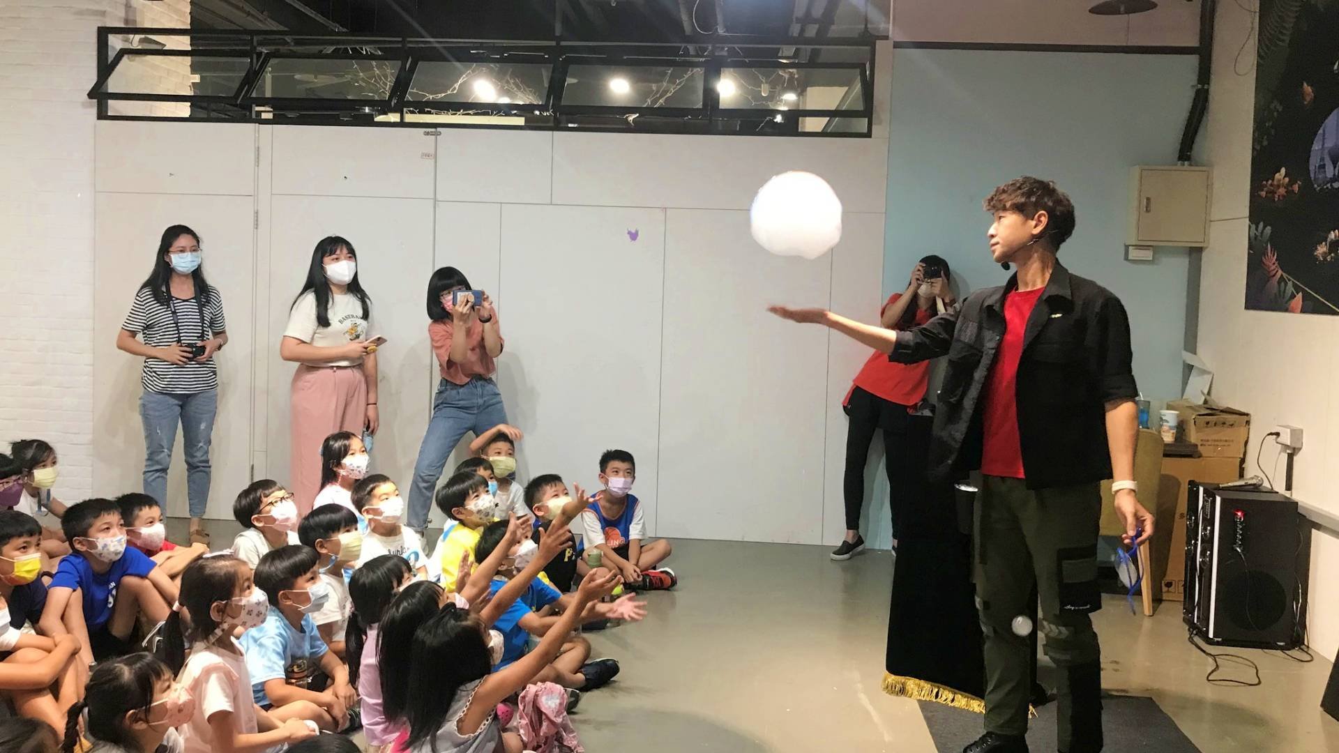【5~12歲】舞動泡泡營｜五日夏令營｜展現孩子表演和自信的最佳助力、魔法泡泡營隊