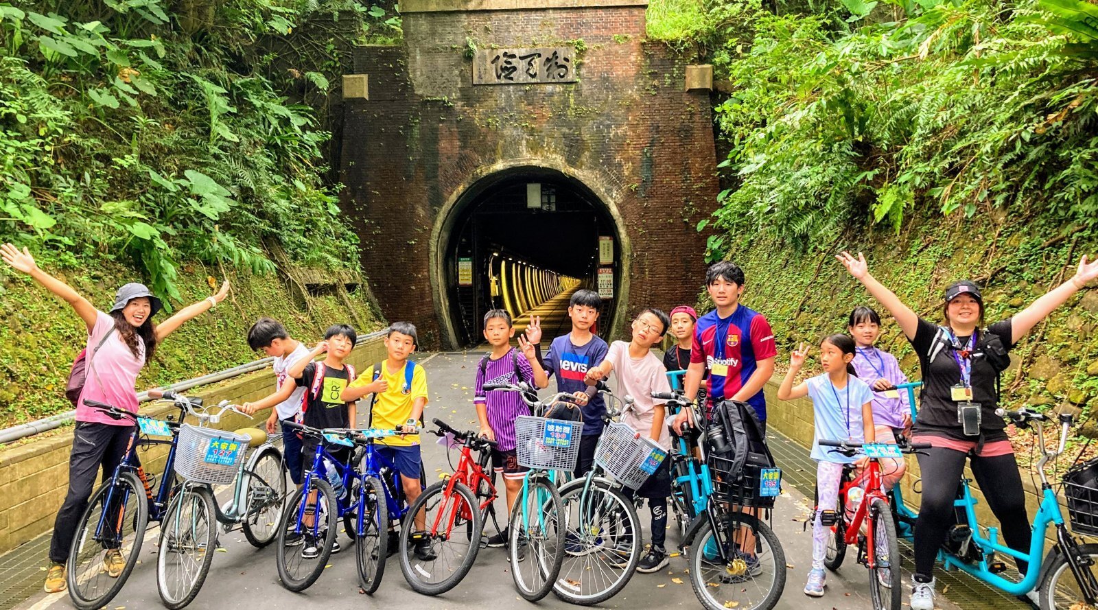 【12~18歲｜台北】追風少年五天四夜夏令營：騎乘電輔車 X 象鼻岩獨木舟Ｘ 福隆 SUP X 浮潛