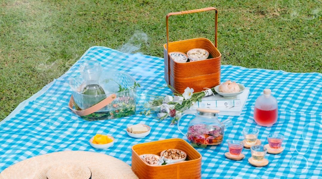 草山溫泉景觀湯房 2h + 精緻野餐冰茶 2h