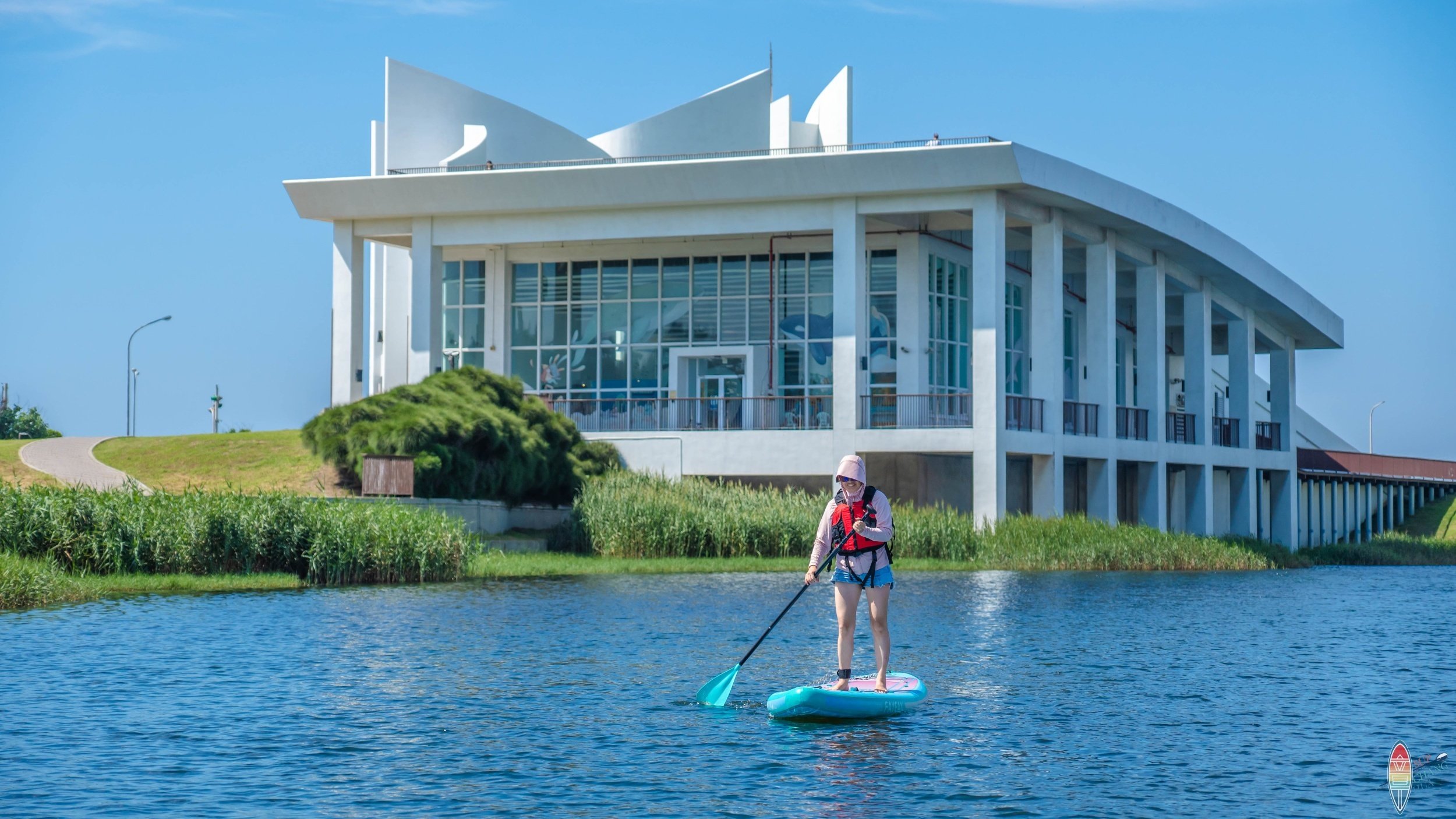 【6歲以上｜親子寵物友善】彰化慶安水道 SUP 立槳：Niceday 獨家加贈白色海灣點心組！
