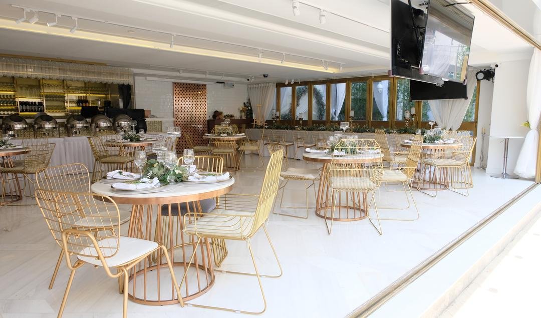 Match Cafe & Restaurant