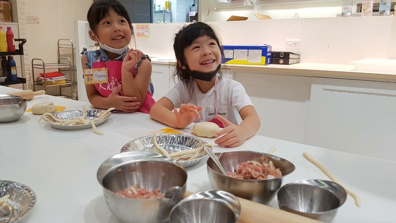 【4~10歲】萬聖五日秋令營：英語料理及 STEAM 科學