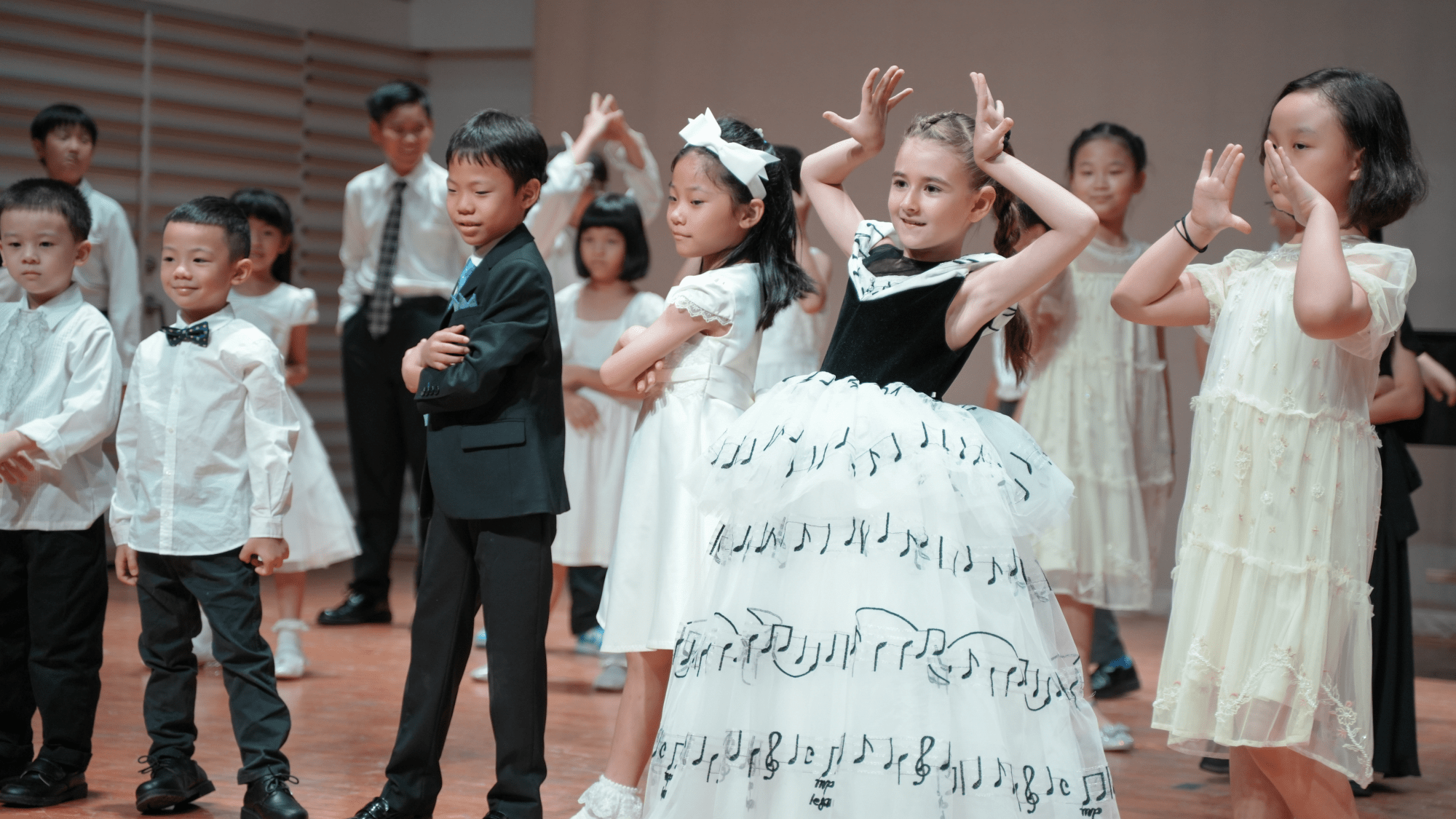 【5~12歲｜全英語】臺中國家歌劇院｜國際兒童音樂五日冬令營：歌唱 Ｘ 鋼琴 Ｘ 弦樂 Ｘ藝術 