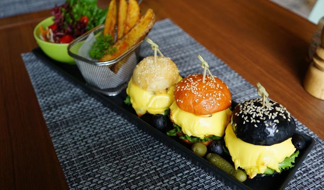 Samsen Restaurant @ Samsen Street Hotel