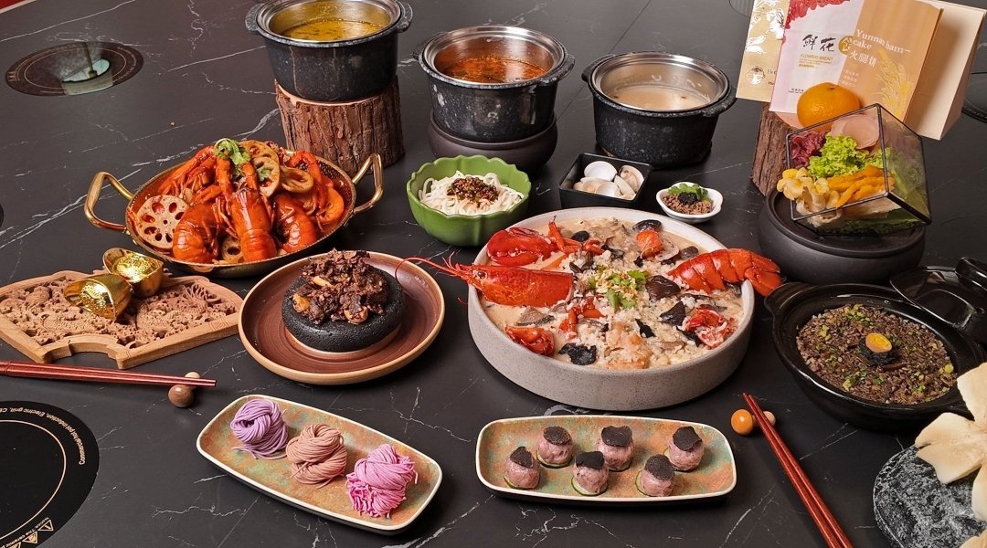 Broth & Beyond Hot Pot Singapore Chijmes