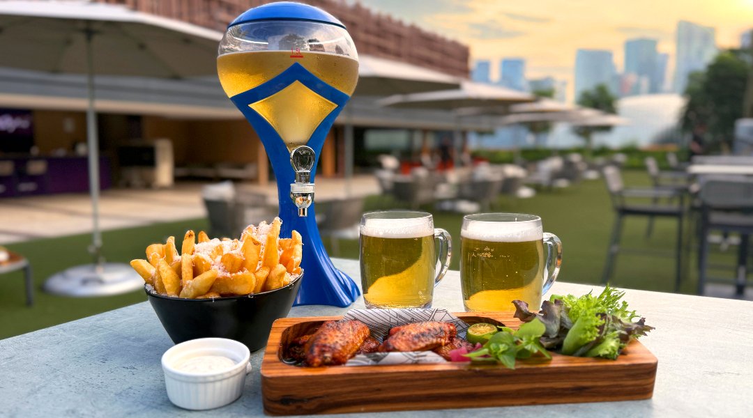 Skyline Bar @ PARKROYAL COLLECTION Marina Bay