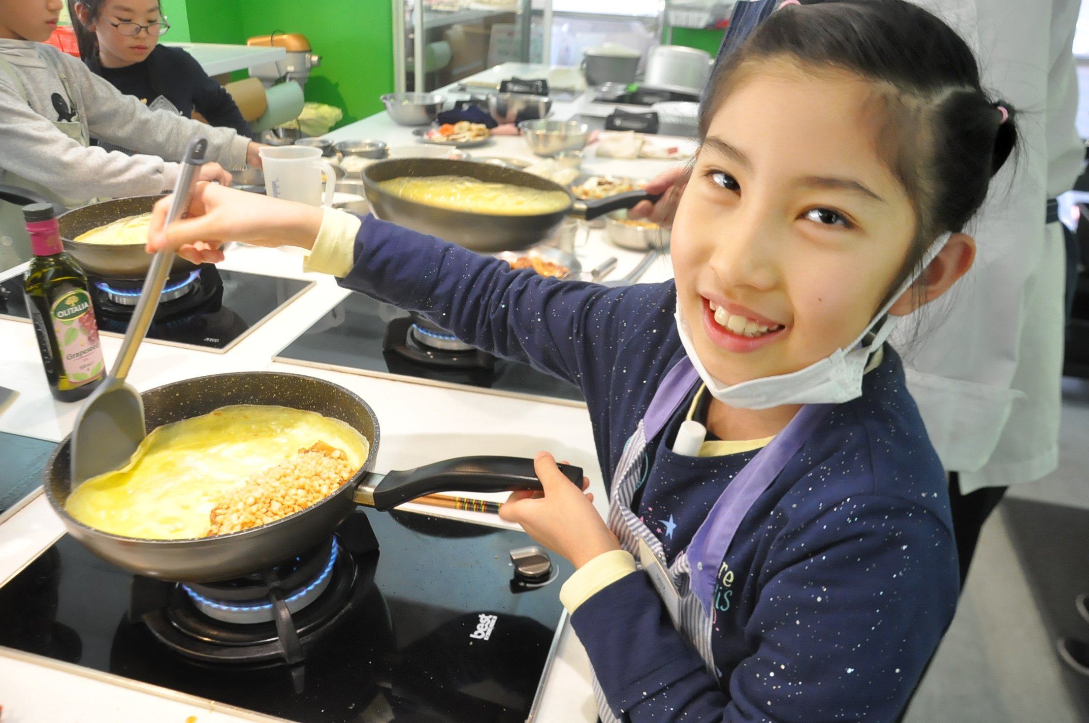 【三~九年級｜A】廚藝教室小廚師二日冬令營 : 麵糰好好玩─天然健康的麵食和麵包