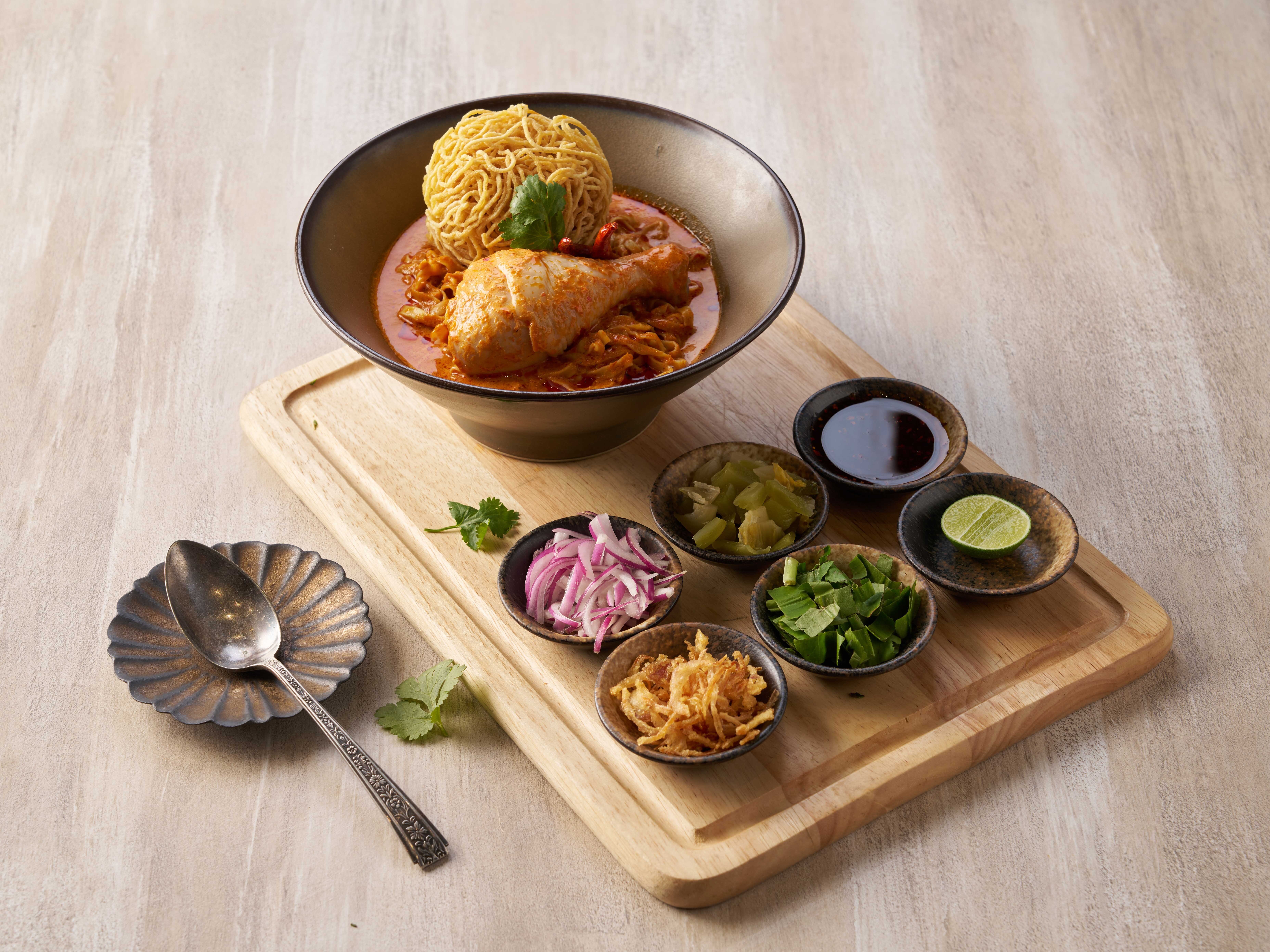 MoMo Café Courtyard by Marriott Bangkok