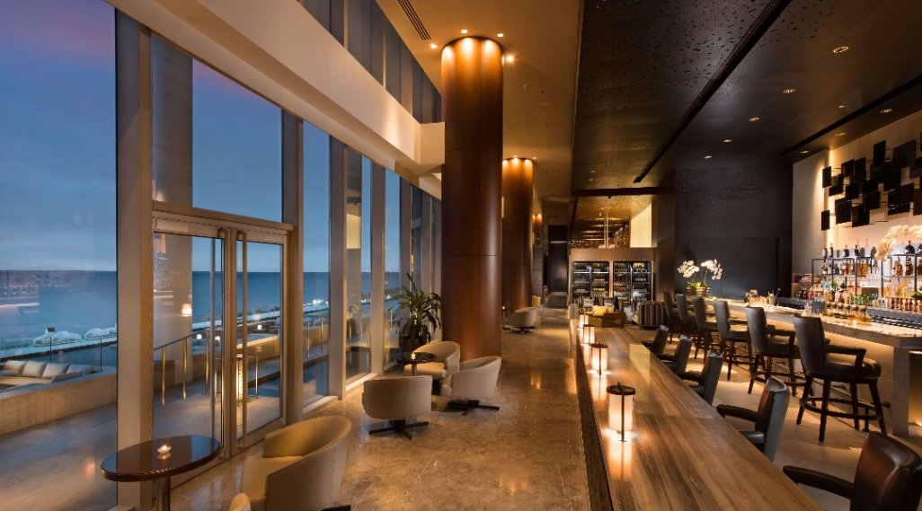 C Lounge @ Conrad Manila