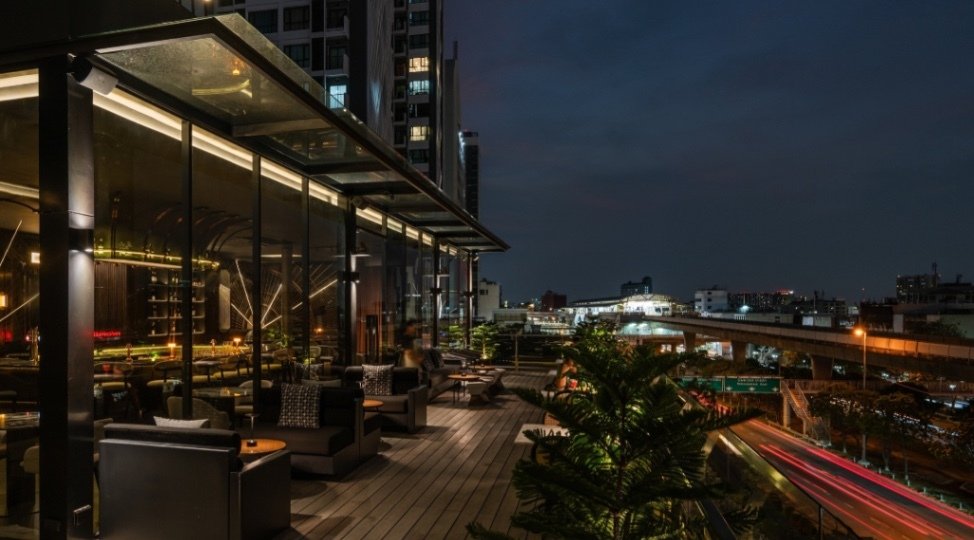 Glare Eatery & Bar