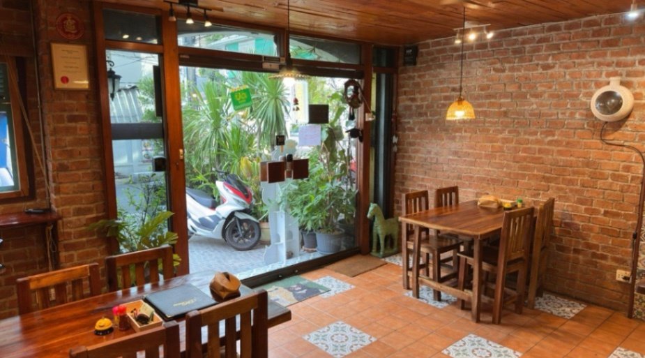 Kitchen Showa Ekkamai