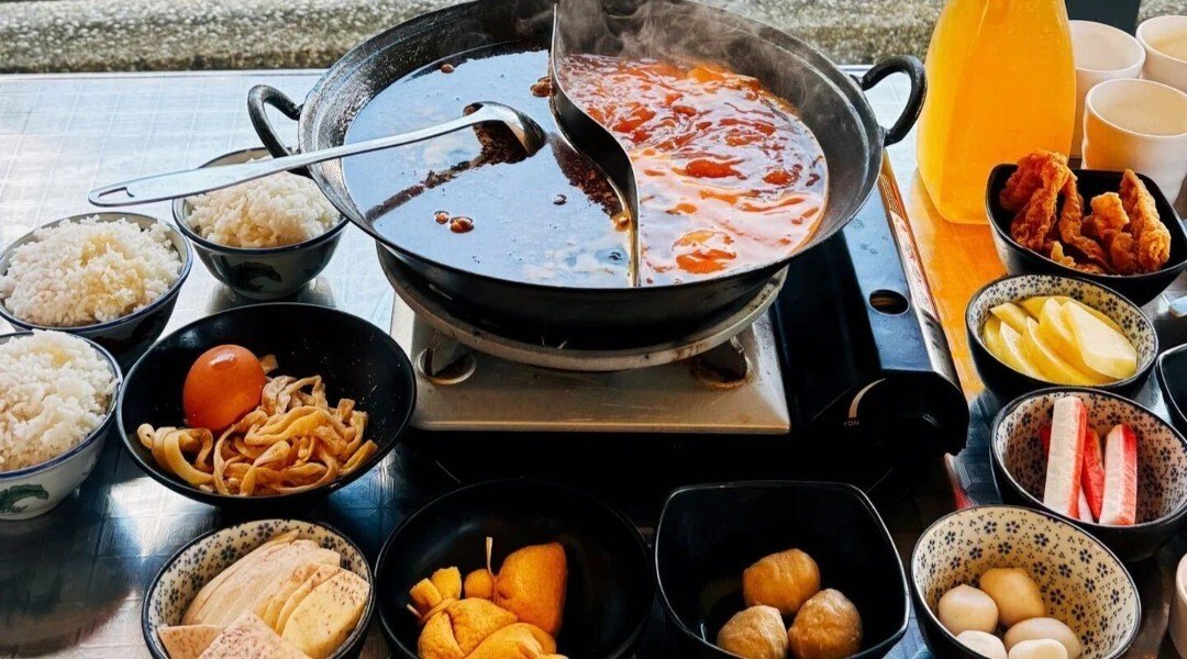 Neighbourhood Hotpot @ Ikon Connaught