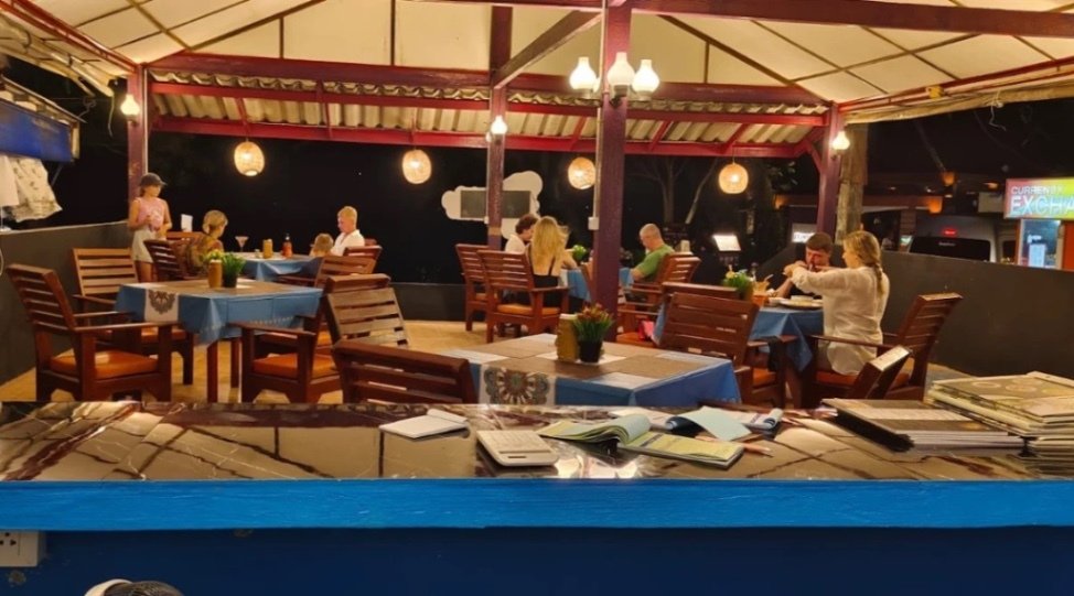 Oceano Kitchen Nai Harn Beach