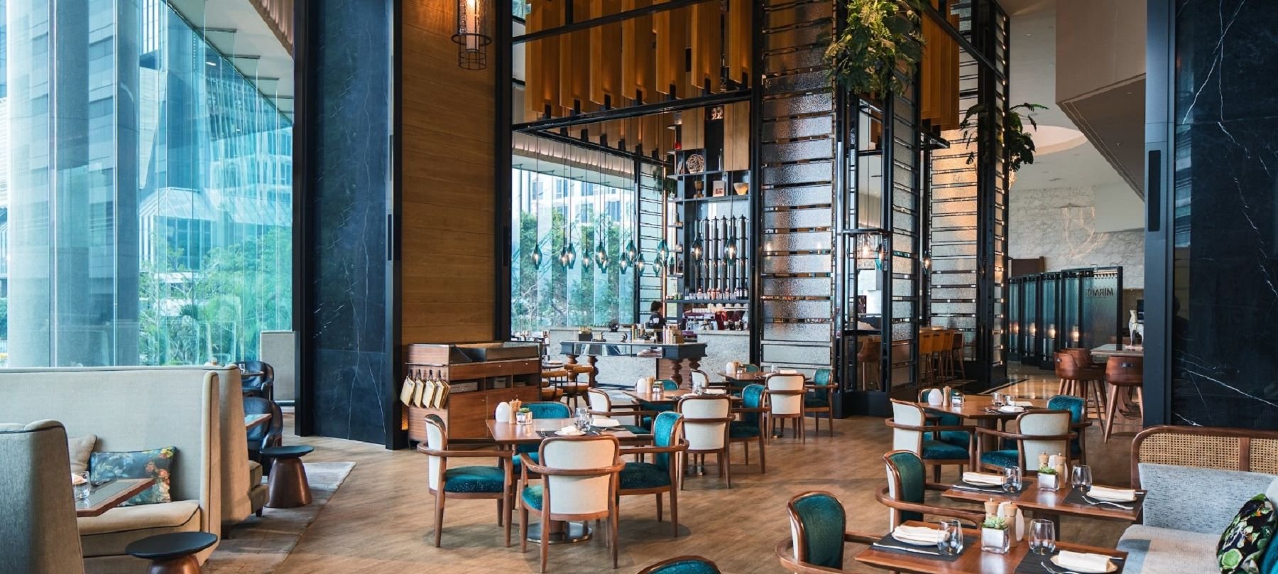 Mirage Bar & Restaurant @ Renaissance Harbour View Hotel Hong Kong