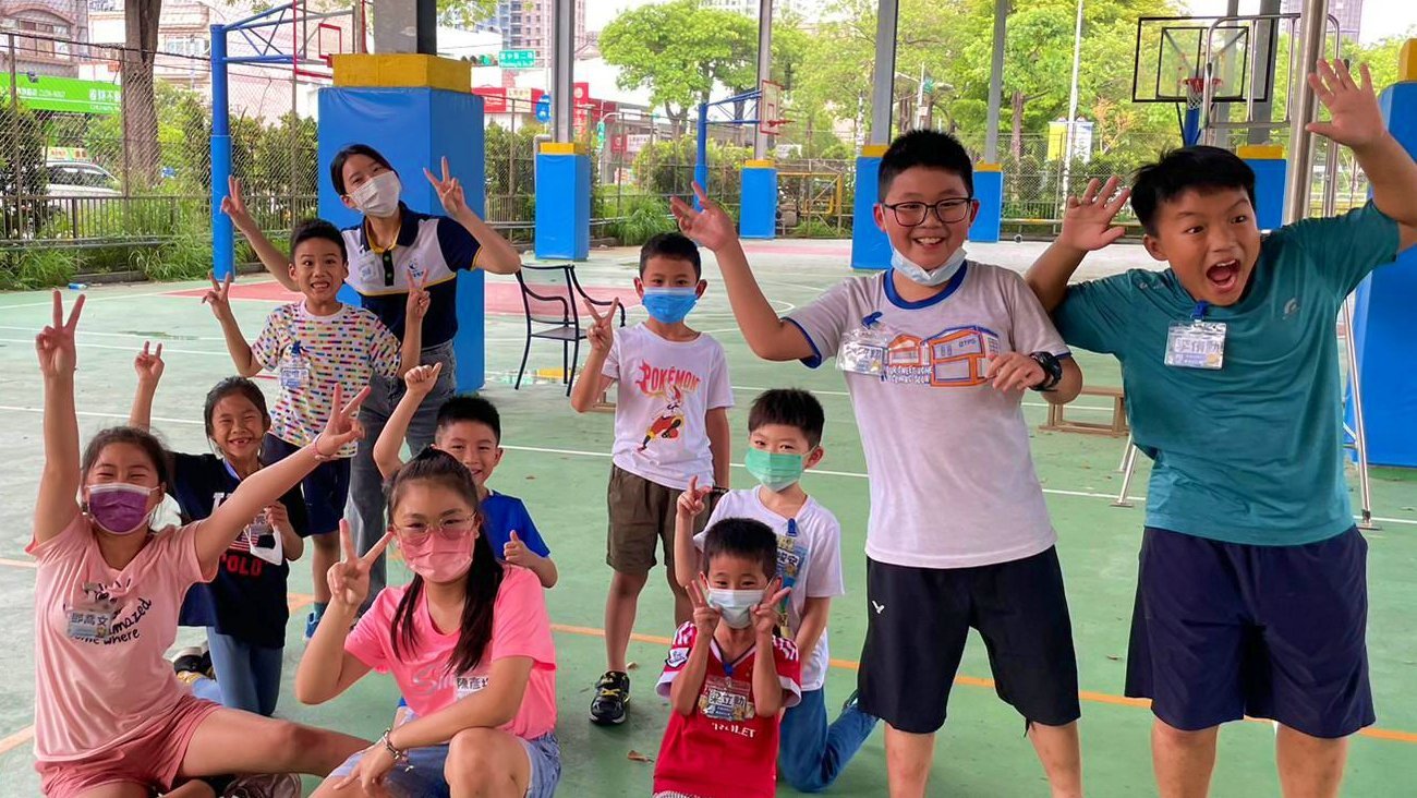 【升小一~升國一|台中市南屯區】科學實驗室五日夏令營:動手做 X 玩實驗 X 7 大作品帶回家!