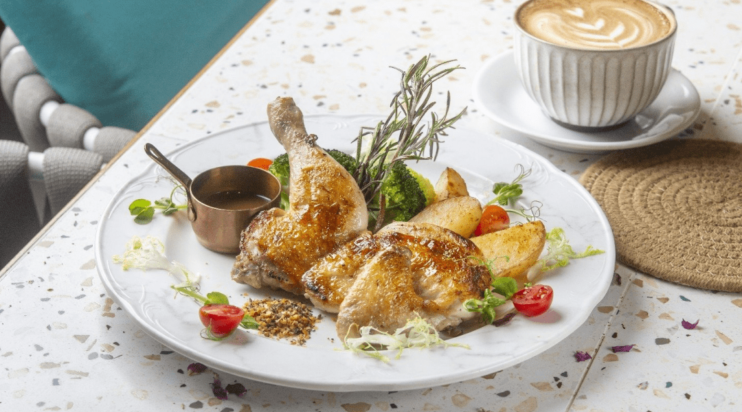 Plato Cafe & Bistro @ 觀塘